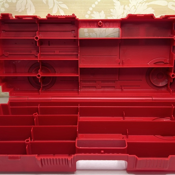 Motor Max Fire Truck Carrying Case - Picture 3 of 7